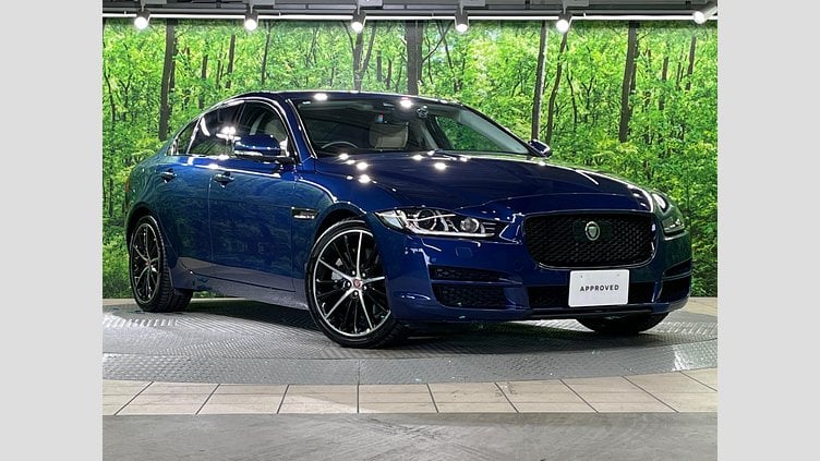 2015 認定中古車 Jaguar XE Bluefire Blue ２WD プレステージ