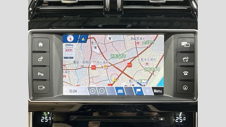 2015 認定中古車 Jaguar XE Bluefire Blue ２WD プレステージ