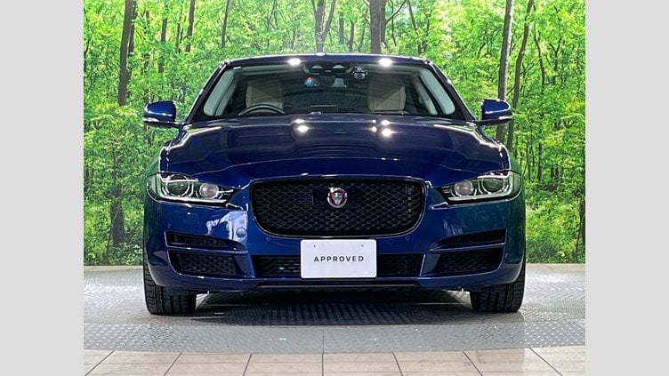 2015 認定中古車 Jaguar XE Bluefire Blue ２WD プレステージ
