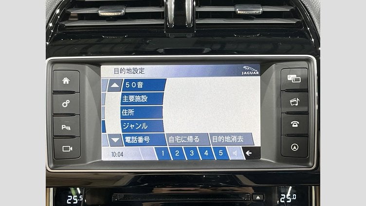 2015 認定中古車 Jaguar XE Bluefire Blue ２WD プレステージ