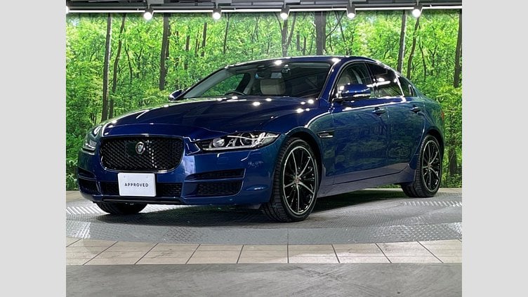 2015 認定中古車 Jaguar XE Bluefire Blue ２WD プレステージ