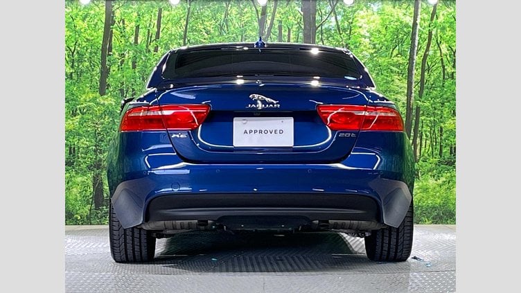 2015 認定中古車 Jaguar XE Bluefire Blue ２WD プレステージ