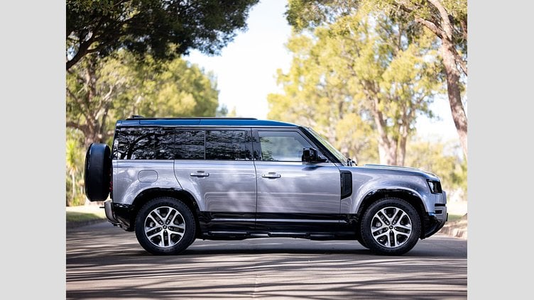 2023 Approved Land Rover Defender 110 Eiger Grey 4x4 Auto D300 SE X-Dynamic