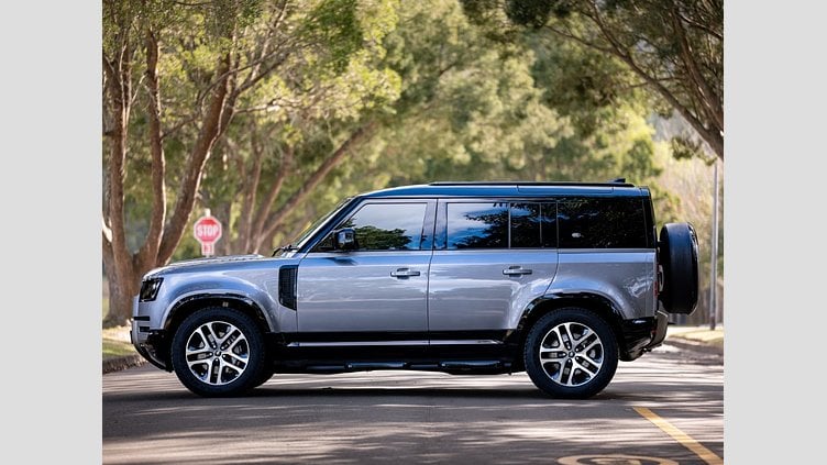 2023 Approved Land Rover Defender 110 Eiger Grey 4x4 Auto D300 SE X-Dynamic