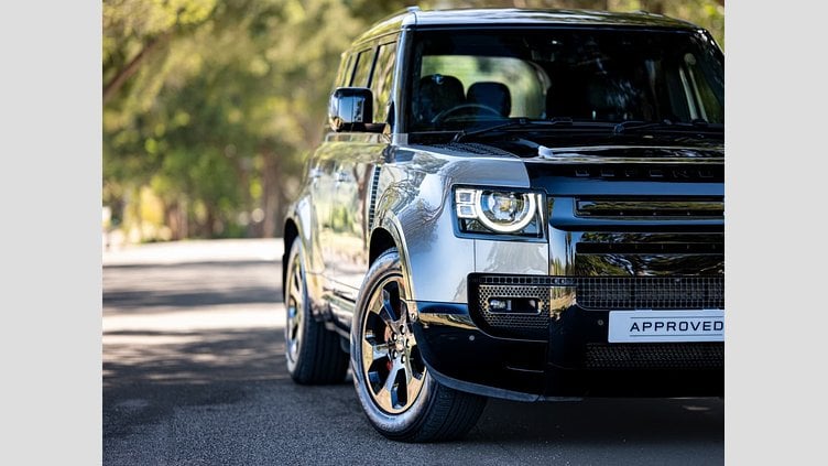 2024 Approved Land Rover Defender 110 Silicon Silver 4x4 Auto D350 X