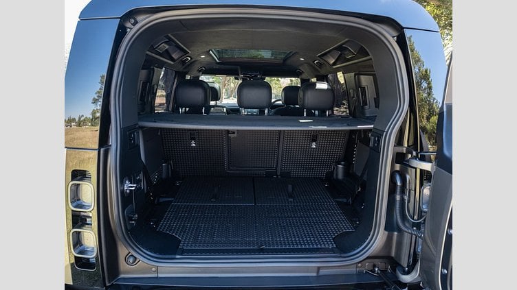 2024 Approved Land Rover Defender 110 Silicon Silver 4x4 Auto D350 X
