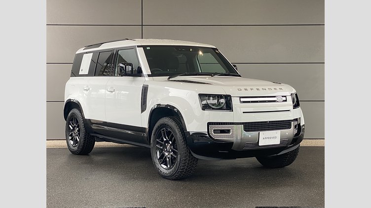 2024 認定中古車 Land Rover Defender 110 Fuji White ８オートマチック SE  P300