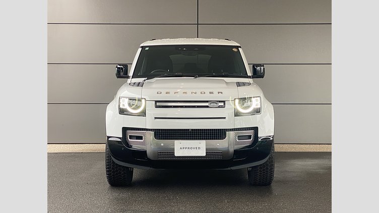 2024 認定中古車 Land Rover Defender 110 Fuji White ８オートマチック SE  P300