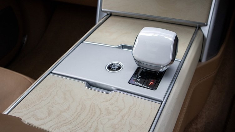 2024 Approved Land Rover Range Rover Icy White - SV Ultra Gloss Finish P550e SV SWB