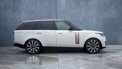 Range Rover 6