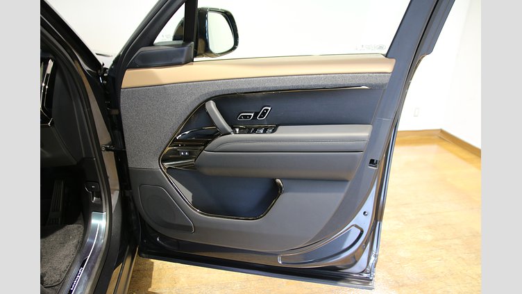 2025 認定中古車 Land Rover Range Rover Sport カルパチアングレイ D300 AWD（AT） AUTOBIOGRAPHY D300