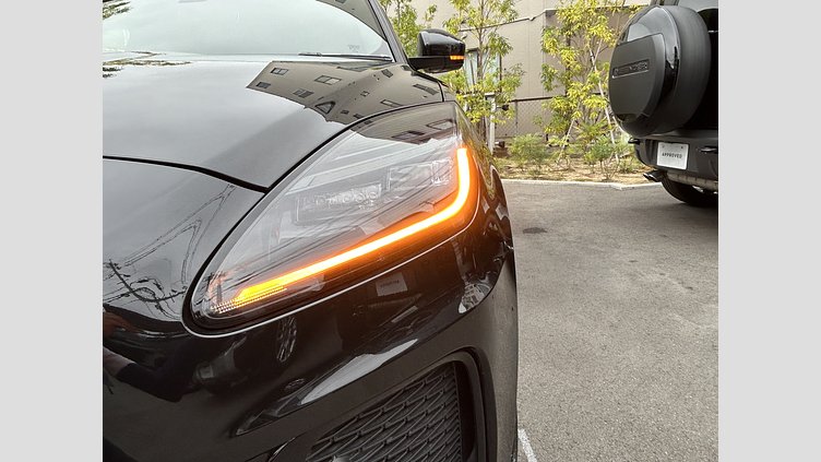 2024 認定中古車 Jaguar E-Pace Santorini Black 2.0L　P250 R-DynamicSE