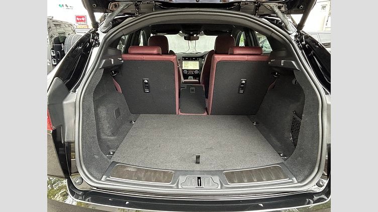 2024 認定中古車 Jaguar E-Pace Santorini Black 2.0L　P250 R-DynamicSE