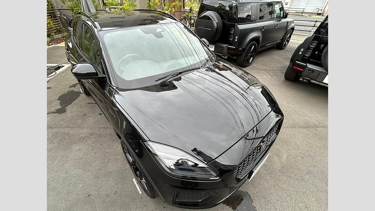 2024 認定中古車 Jaguar E-Pace Santorini Black 2.0L　P250 R-DynamicSE