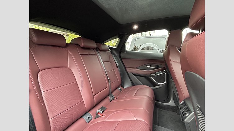 2024 認定中古車 Jaguar E-Pace Santorini Black 2.0L　P250 R-DynamicSE