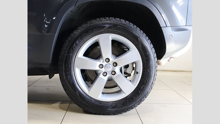 2025 認定中古車 Land Rover Defender 110 Carpathian Grey AWD S D350