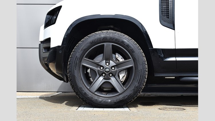 2020 認定中古車 Land Rover Defender 110 Fuji White D300 4WD 110X DYNAMIC SE D300 4WD
