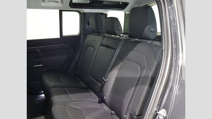 Defender 110 4