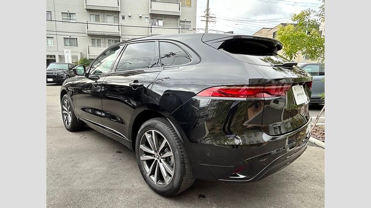 2024 認定中古車 Jaguar F-Pace Santorini Black 2.0L 204D R-DynamicSE