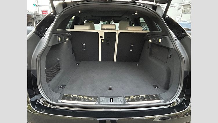 2024 認定中古車 Jaguar F-Pace Santorini Black 2.0L 204D R-DynamicSE