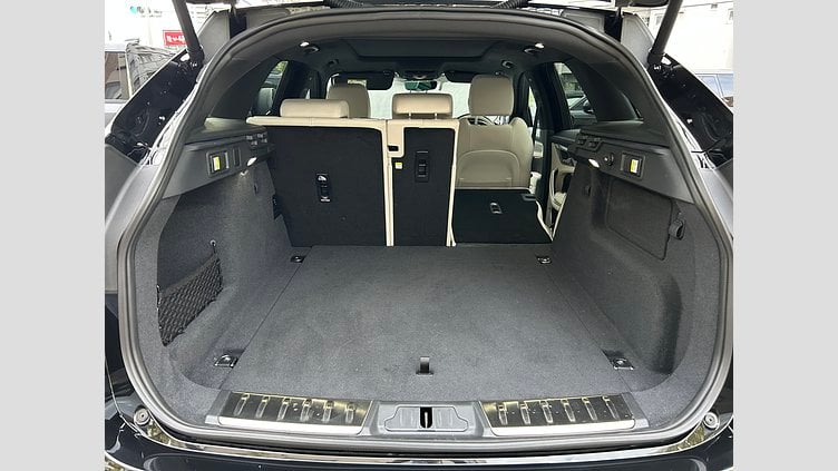 2024 認定中古車 Jaguar F-Pace Santorini Black 2.0L 204D R-DynamicSE