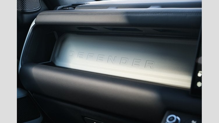 2022 Approved Land Rover Defender 110 Silicon Silver 110 P400 HSE