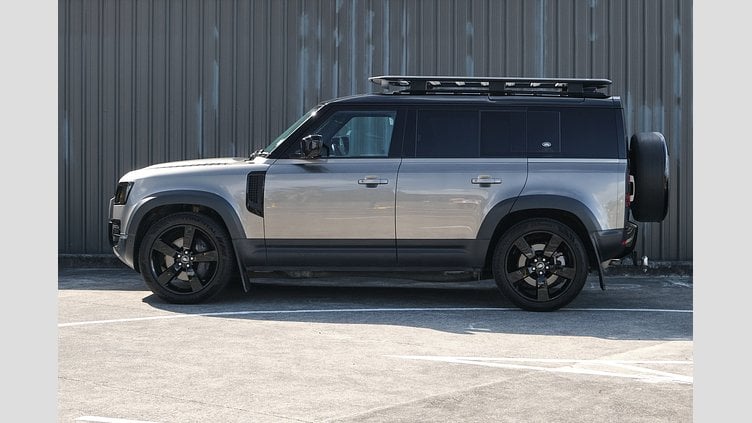 2022 Approved Land Rover Defender 110 Silicon Silver 110 P400 HSE