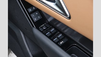 Range Rover Velar 11