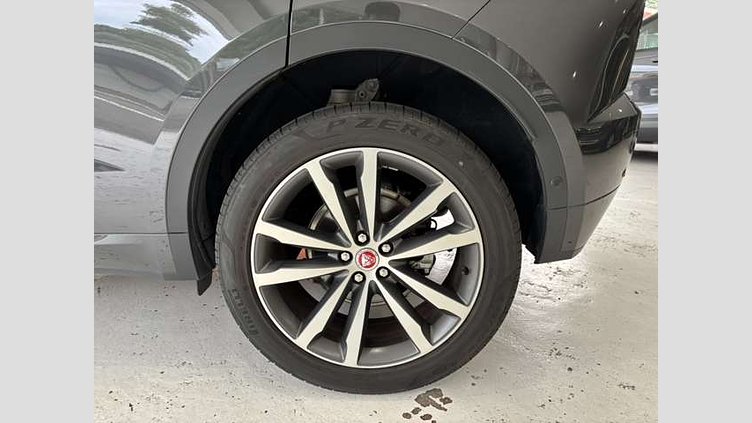 2022 認定中古車 Jaguar E-Pace Carpathian Grey AWD RダイナミックSE