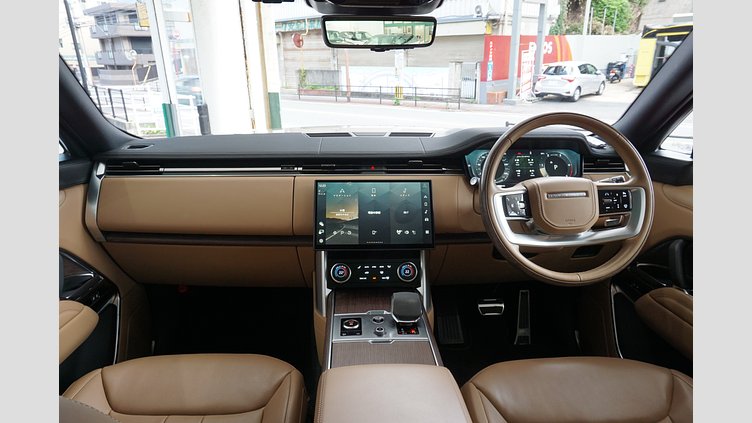 2022 認定中古車 Land Rover Range Rover バトゥミゴールド AWD HSE
