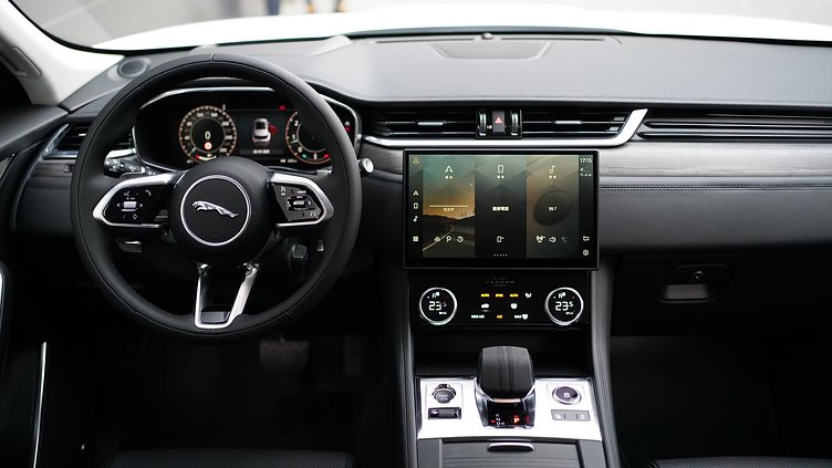 2022 認證中古車 Jaguar F-Pace (1AA) 富士山白 Fuji White P250 AWD 四輪傳動系統自排 S