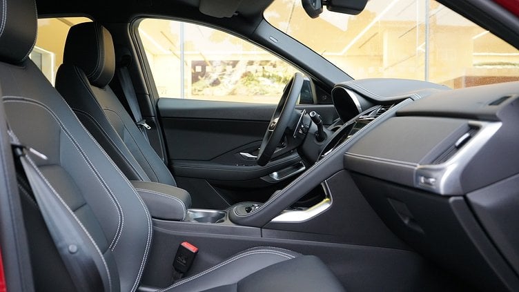 2024 認證中古車 Jaguar E-Pace (1AF)佛羅倫斯紅 P250 AWD AUTOMATIC MHEV R-DYNAMIC S