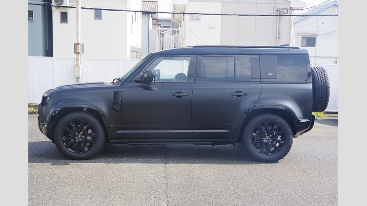 2023 認定中古車 Land Rover Defender 110 Santorini Black 3.0D　AWD
　 X-Dynamic　SE