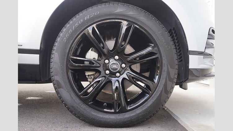 2019 認定中古車 Land Rover Range Rover Velar Indus Silver 2.0L R-Dynamic P250