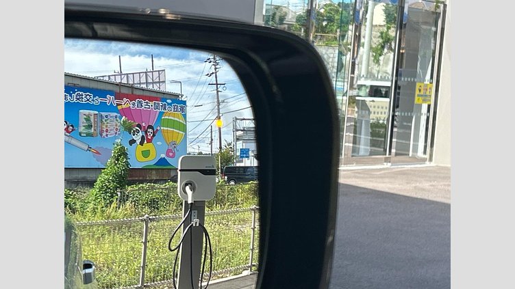 2022 認定中古車 Land Rover Defender 110 Yulong White D300 AWD S