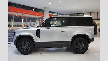 Defender 90 3