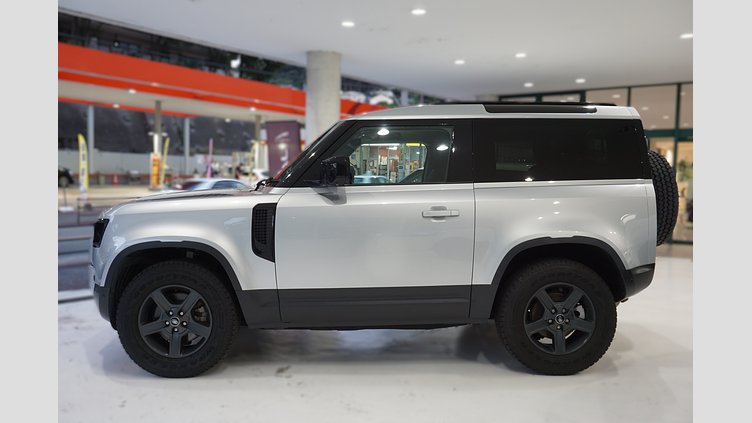 2021 認定中古車 Land Rover Defender 90 ハクバシルバー P300 AWD（AT） BASE