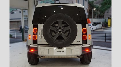 Defender 90 8