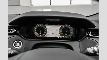 Range Rover Velar 14