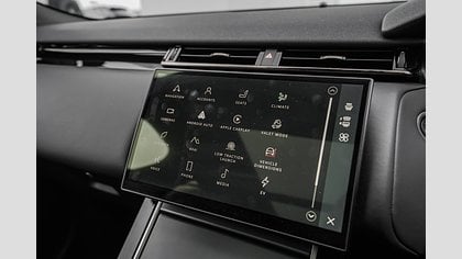 Range Rover Velar 13