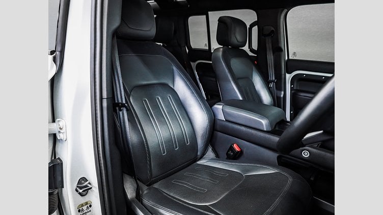 2022 Approved Land Rover Defender 110 Fuji White awd D300 SE X-Dynamic (221KW)