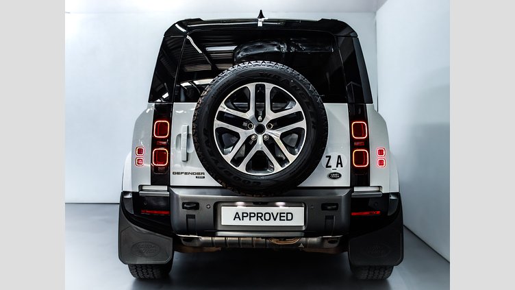 2022 Approved Land Rover Defender 110 Fuji White awd D300 SE X-Dynamic (221KW)