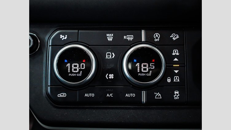 2022 Approved Land Rover Defender 110 Fuji White awd D300 SE X-Dynamic (221KW)