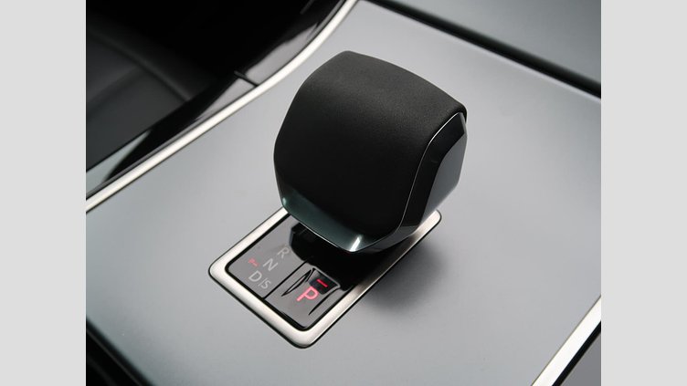 2024 認定中古車 Land Rover Range Rover Evoque Carpathian Grey D200 S