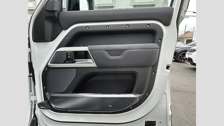 2023 認定中古車 Land Rover Defender 110 Fuji White 3.0L 300D DynamicSE