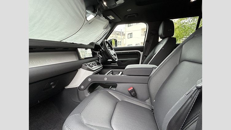 2023 認定中古車 Land Rover Defender 110 Fuji White 3.0L 300D DynamicSE