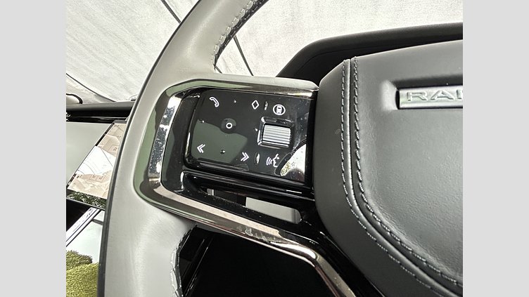 2025 認定中古車 Land Rover Range Rover Evoque Fuji White 1.5L 300P PHEV DynamicHSE