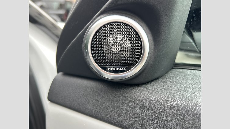 2025 認定中古車 Land Rover Range Rover Evoque Fuji White 1.5L 300P PHEV DynamicHSE