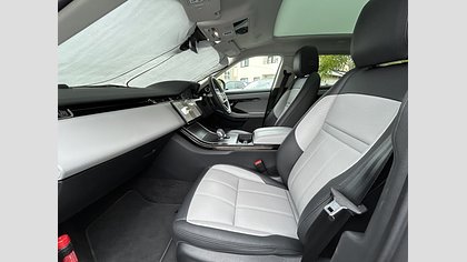 Range Rover Evoque 29