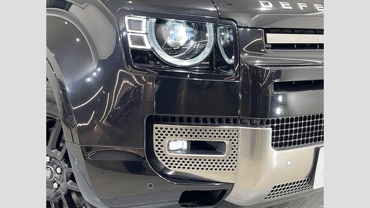 2022 認定中古車 Land Rover Defender 110 Santorini Black 4WD S　D300